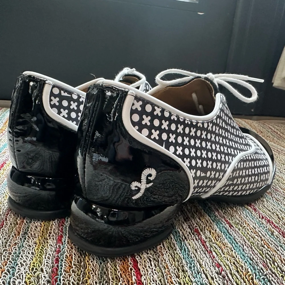 SOLD! Fluevog NEW Fellowship Martha x/o print contrast lace-up loafers -10/10.5 - Picture 4 of 16